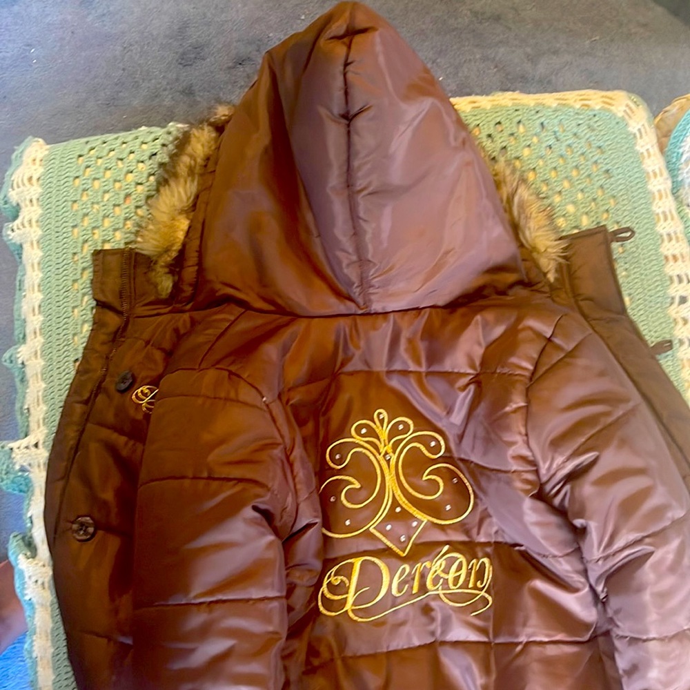 Dereon / Deréon Brown and Gold Puffer Jacket